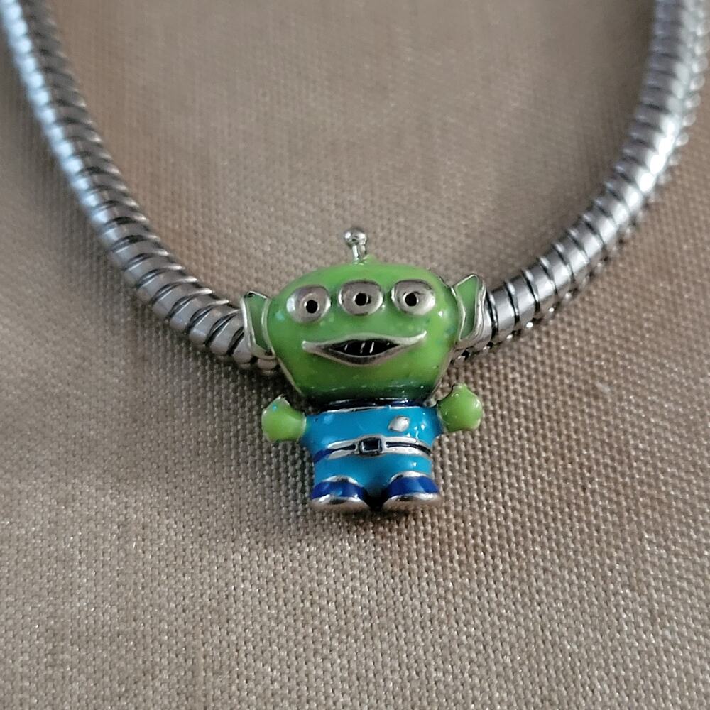 Toy story alien claw machine toy enamel bracelet bead charm
